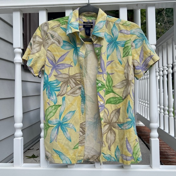 Vintage Izod Washable Silk Button Up Floral Shirt Size Small 2 - Picture 1 of 3
